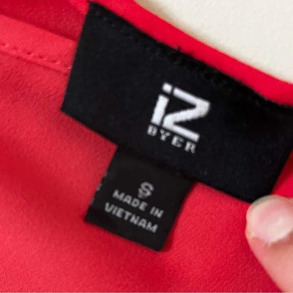 IZ Byer Pink Blouse with cutout back- Small - Picture 3 of 4